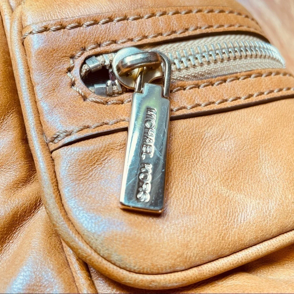 Michael Kors purse leather caramel shoulder bag super funky festival hip - Picture 10 of 16